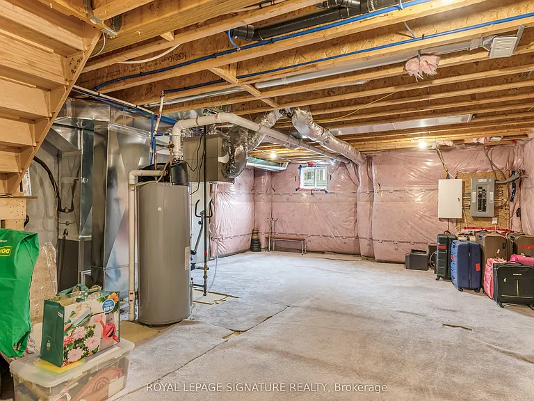 21 Fresnel Rd S — Photo 34