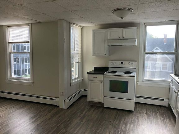 south west exposure means plenty of natural light!