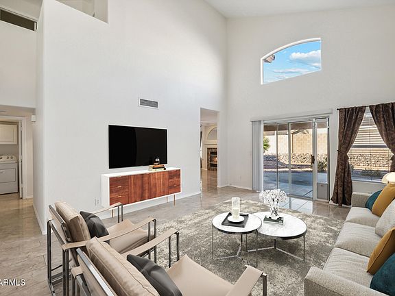 3rd image of 3914 E MORROW Drive