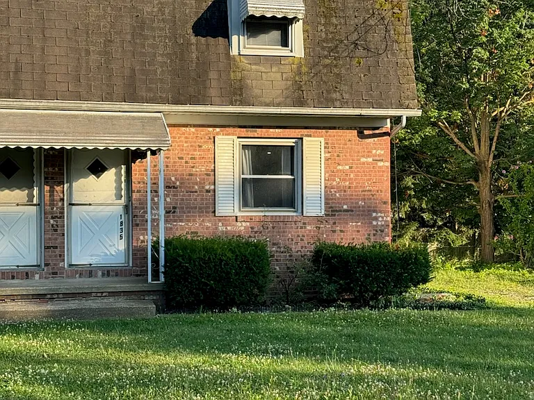 1835 W Gore Rd — Photo 1