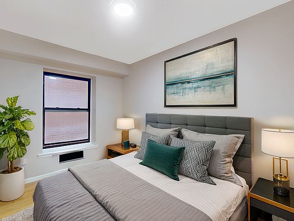 3rd image of 230 W 113th St APT 5C