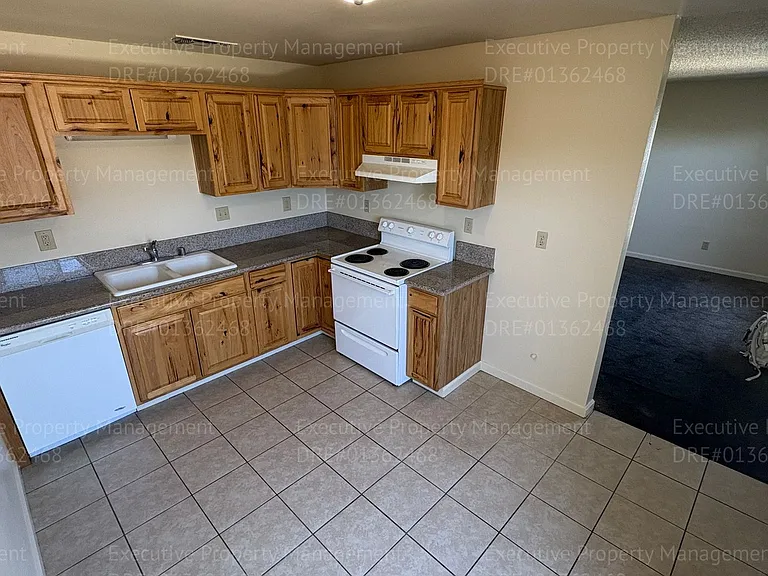 2812 N Half Moon Dr — Photo 14