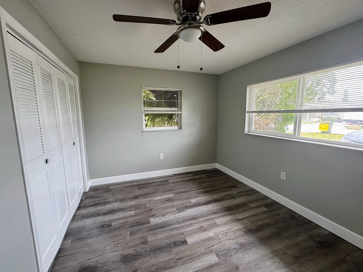 2 bed, $1,100 — Photo 2