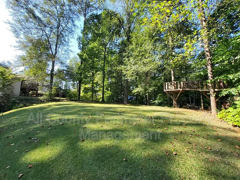 363 Indian Hills Trl — Photo 32