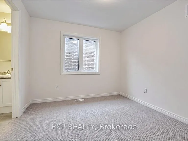 39 Morrison Dr — Photo 16