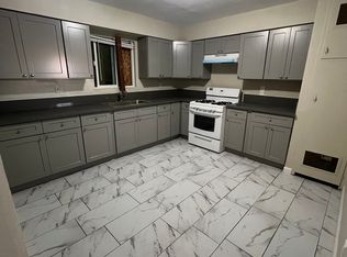 1512 Flower St #A, Bakersfield, CA 93305