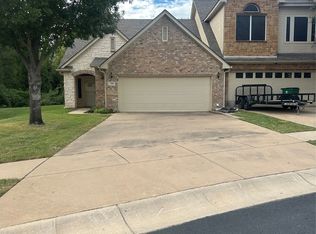380 Greathouse Vlg, Decatur, TX 76234