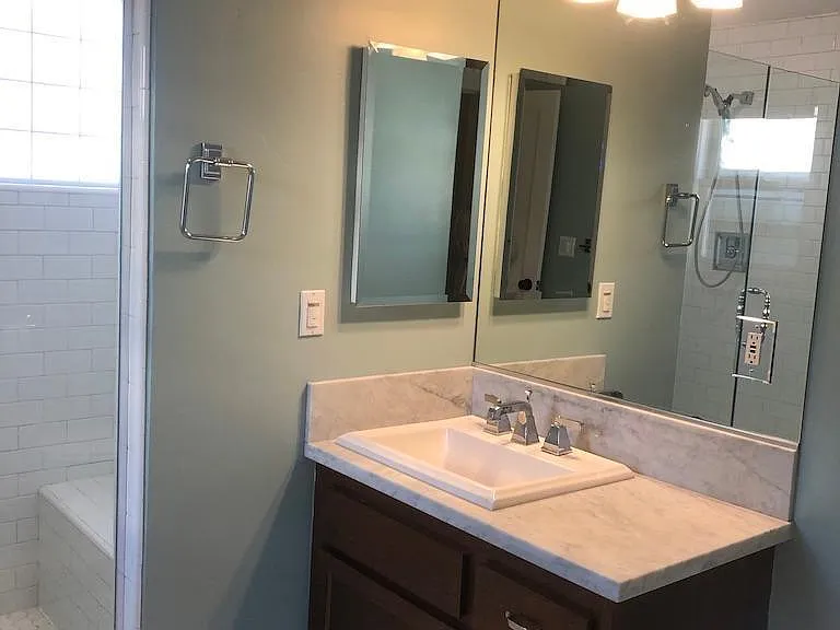 1706 G St #4 — Photo 15