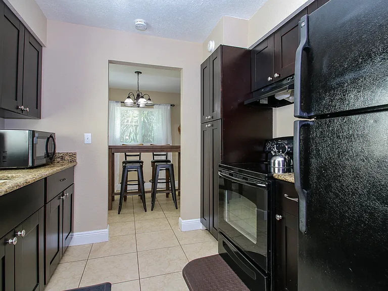 10926 N 29th Streethillsborough Country — Photo 24