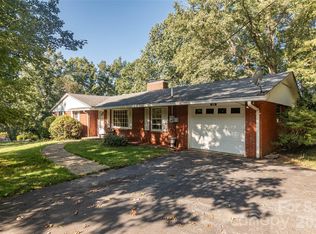 235 Landis Rd, Marion, NC 28752