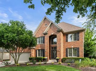 3819 Junebreeze Ln, Naperville, IL 60564