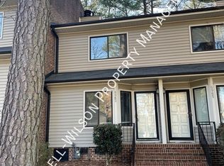 6963 Staghorn Ln, Raleigh, NC 27615