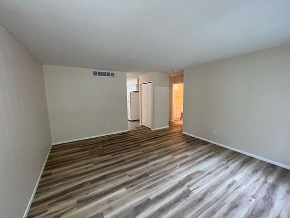 2nd image of 2235-2237 Taylor Ct