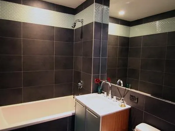 407-15 Leonard Street image 1 of 4