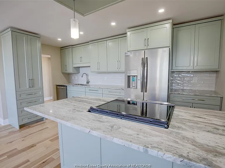 111 Riverside Dr E #1607 — Photo 3