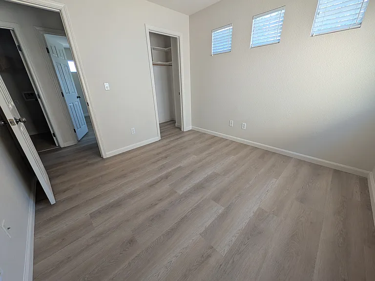 1563 Loon Lake St — Photo 15