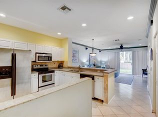 8167 Bellagio Ln, Boynton Beach, FL 33472