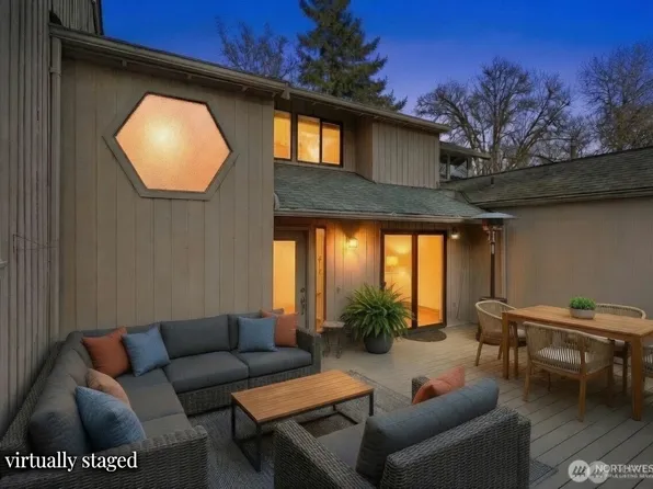2944 Kennewick Place NE, Renton, WA 98156