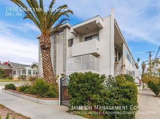 1900 Dracena Dr APT 4, Los Angeles, CA 90027