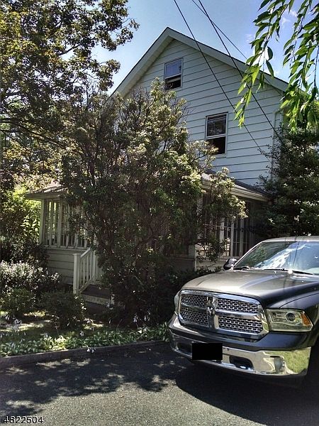 1st image of 23 Burnett Pl