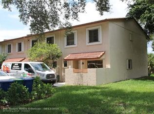 8905 NW 38th Dr #4, Coral Springs, FL 33065
