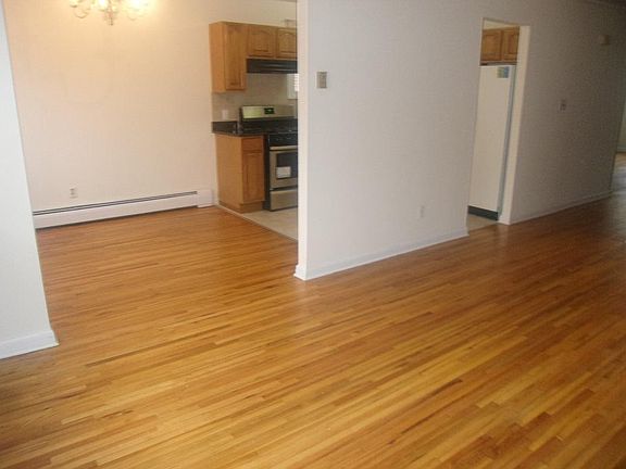 5th image of 4317 212th St