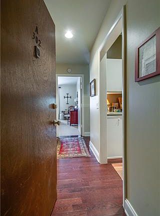 2nd image of 4425 Westlawn Dr APT A302