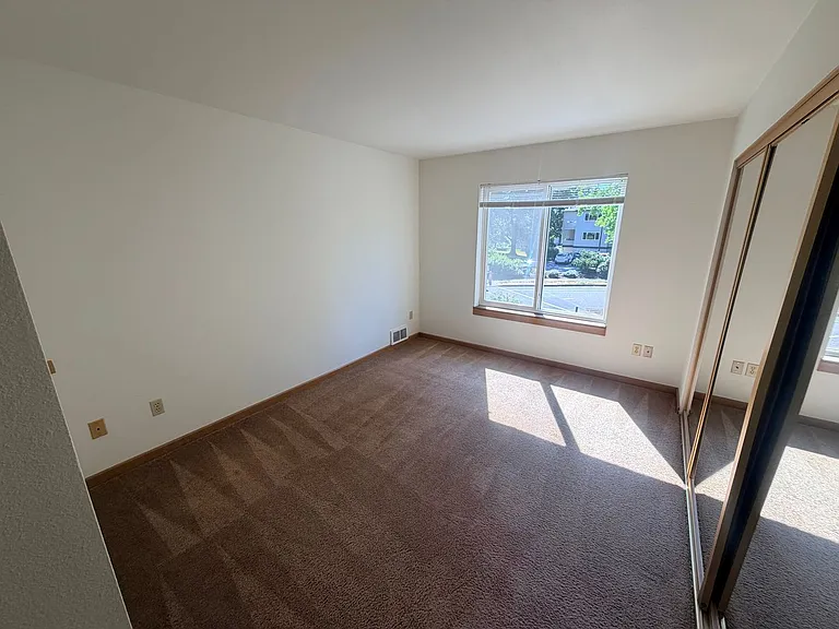 4980 S Landing Dr #204 — Photo 16