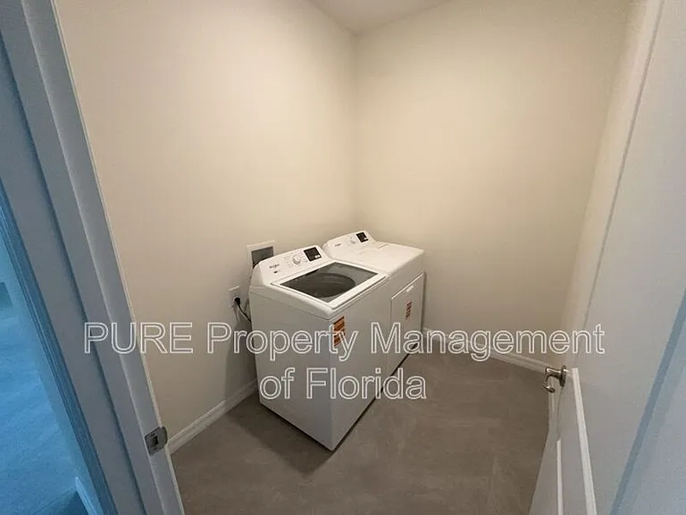 4122 NW 48th Terrace Rd — Photo 58
