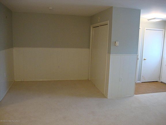 5th image of 10C Columbus Blvd