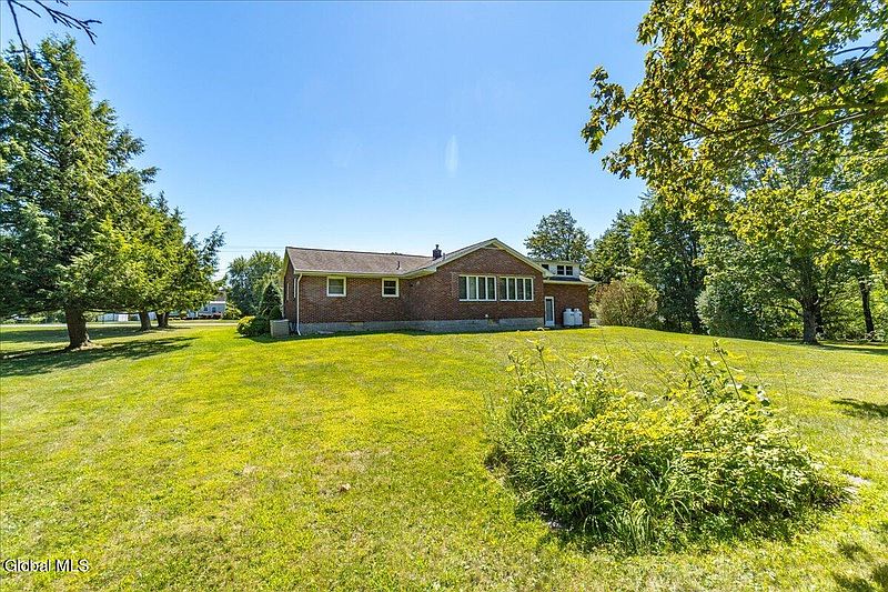 4th image of 306 Closson Road