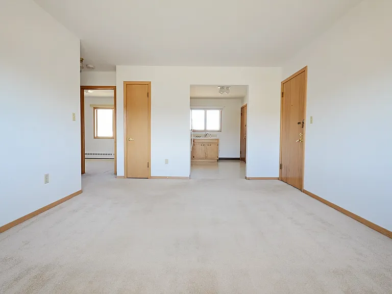 Cozy 4-Plex's Located on Minot's North Hill! 2028-2048 5th Street NW — Photo 19