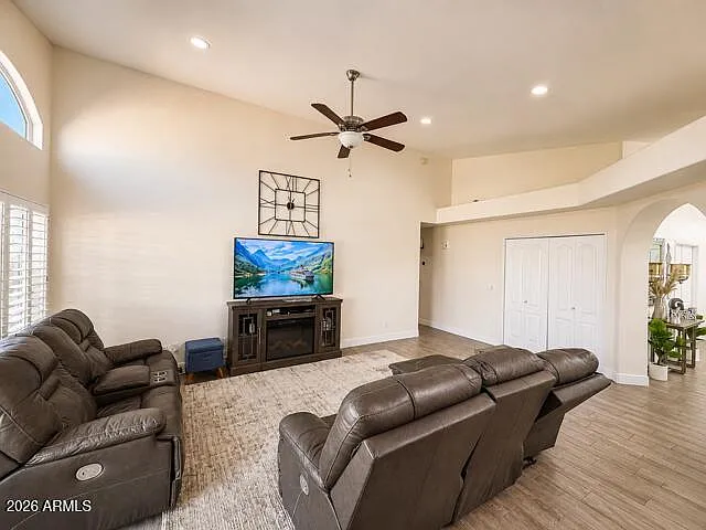 9854 W Irma Ln — Photo 15