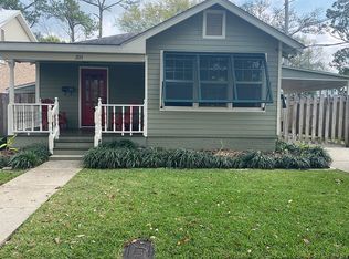 301 Ridgeway Dr, Metairie, LA 70001