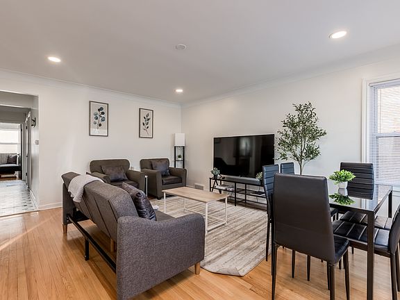 3rd image of 7444 Keeler Ave
