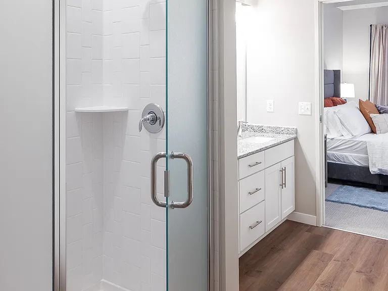 Lyra Apartments — Photo 9