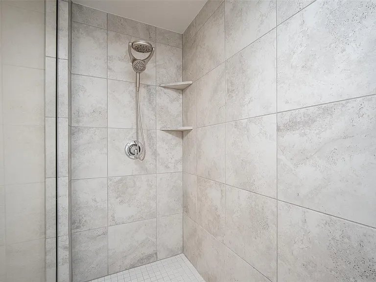 1634 Ryon Falls Dr — Photo 26