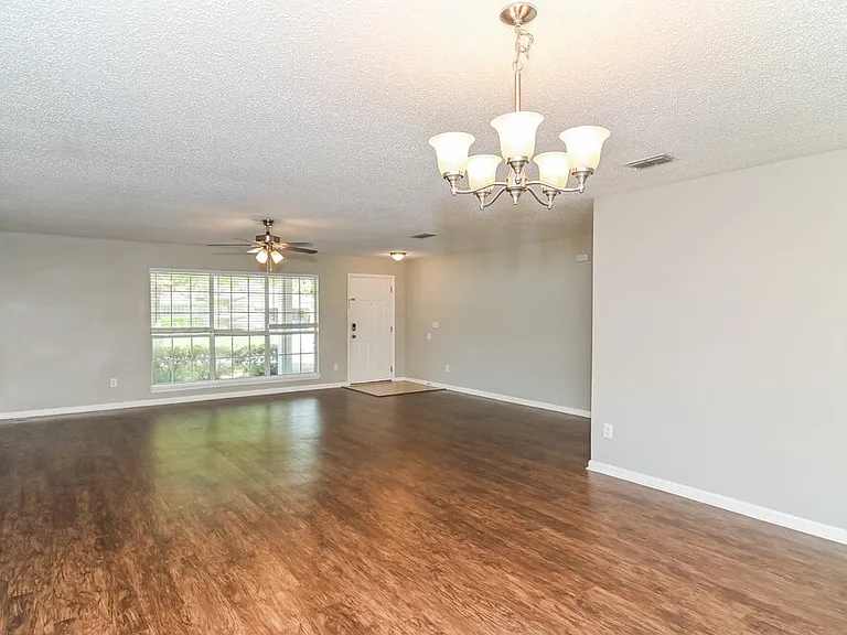 13434 Ashford Wood Ct E — Photo 6