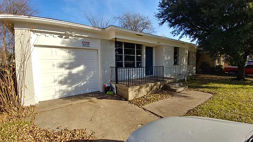 2523 Gross Rd Photo 1