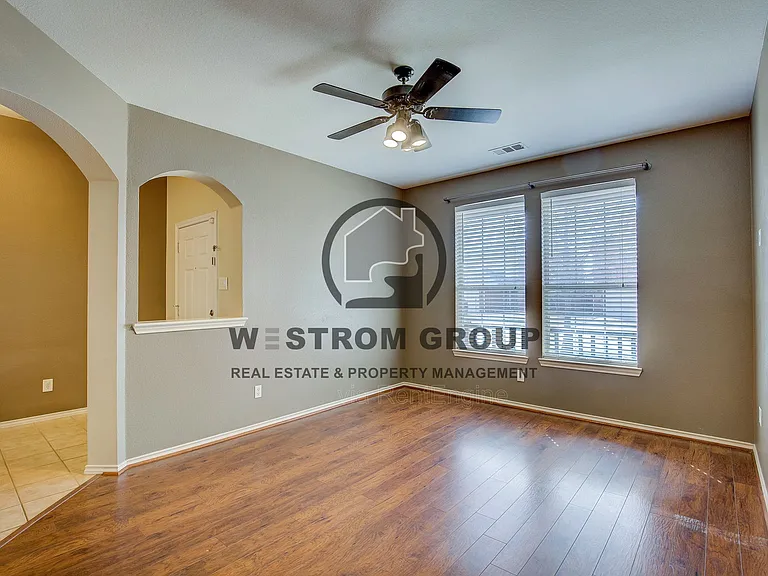 4537 Chris Dr — Photo 7