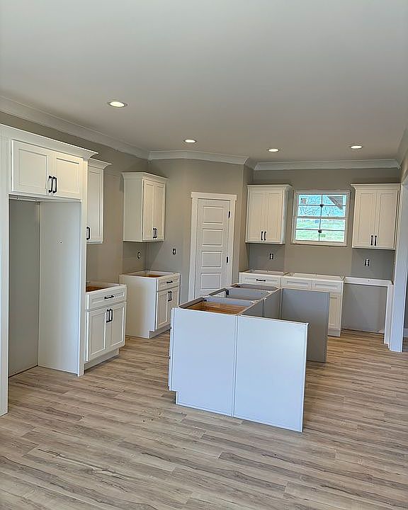 915 Milward Dr, Harrodsburg, KY 40330 Zillow