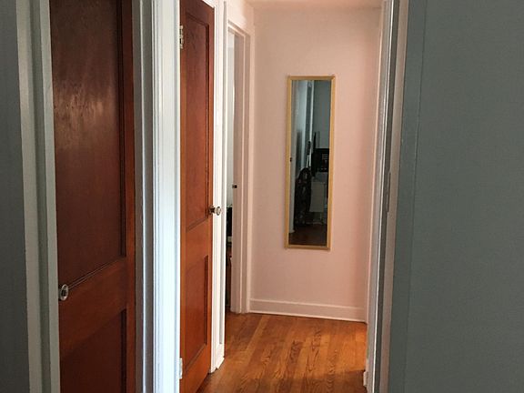 5th image of 111 Ferncliff Ave Floor 2