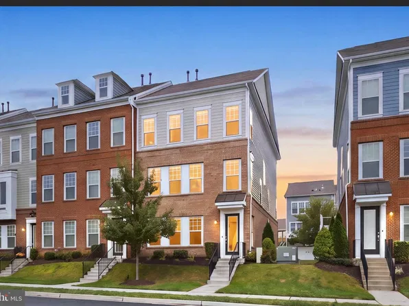 42997 Cattail Marsh Pl, Leesburg, VA 20175