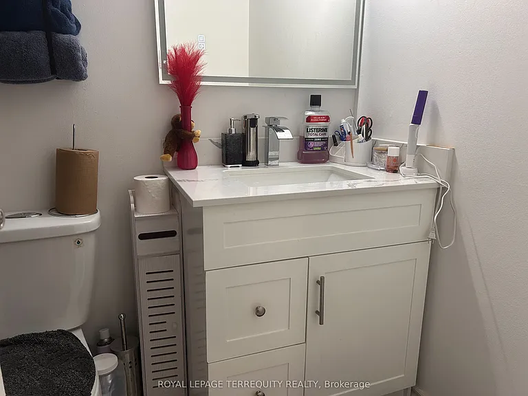 100 Mornelle Ct #1070 — Photo 9