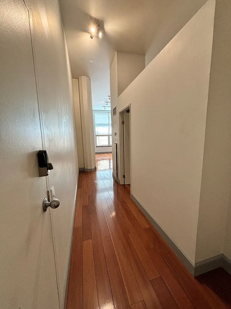 Historic Downtown Loft with Vaulted Ceilings | Walk to LoDo & Union Station! Available Now!! — Photo 3