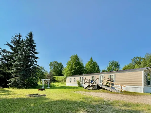 6822 E Sixteen Mile Rd, Reed City, MI 49677