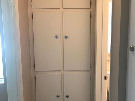 4th image of 525 N Alameda Ave APT 04