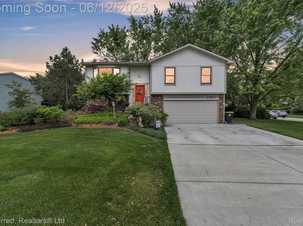 23637 Cranbrooke Dr, Novi, MI 48375