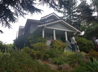 2352 47th Ave SW, Seattle, WA 98116
