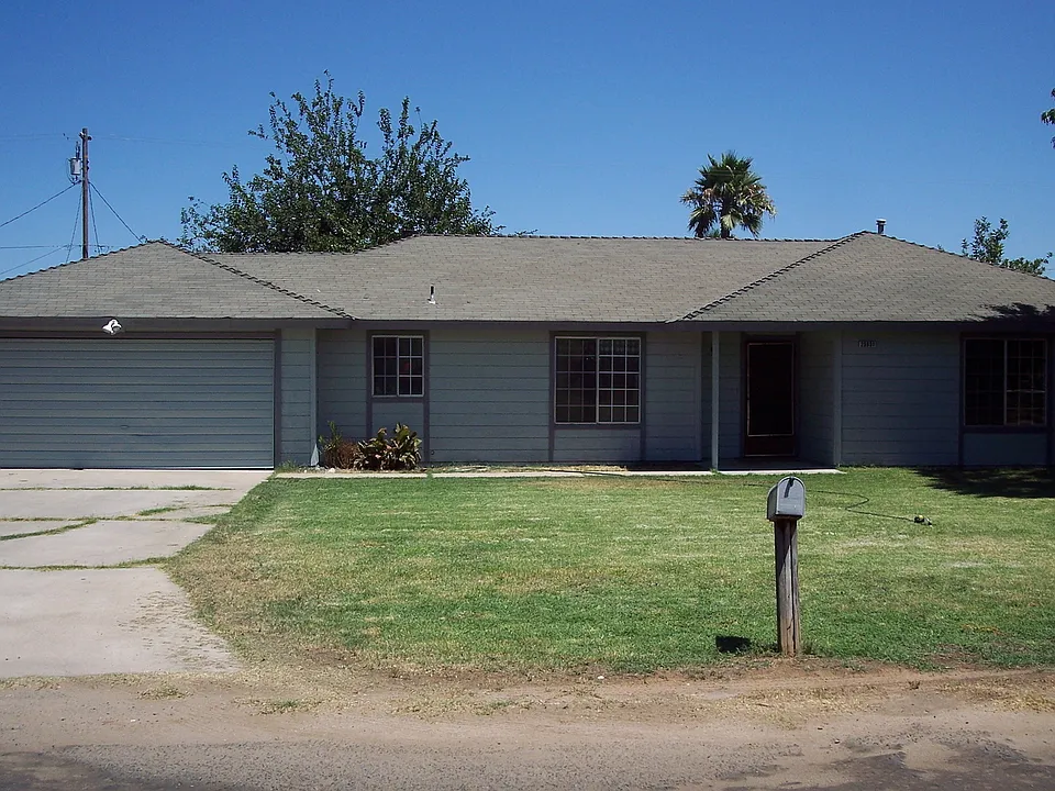 25831 Temple Dr